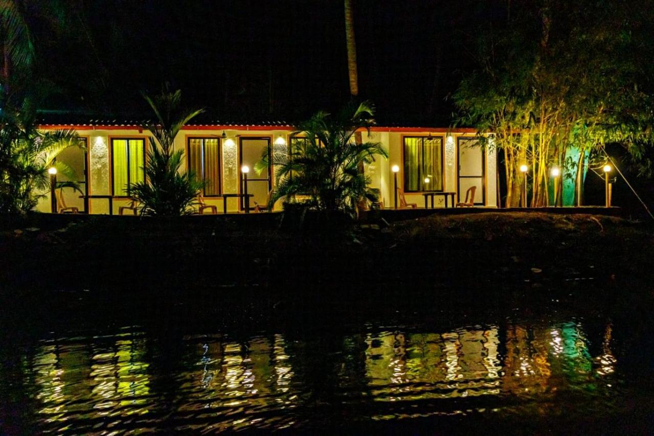 Hangout Kalyānpur Exterior foto